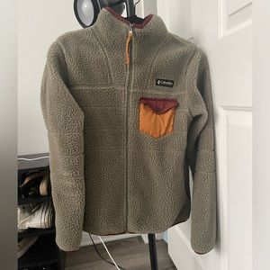Columbia womens zip up jacket
